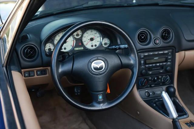 2002 Mazda MX-5 Cloth