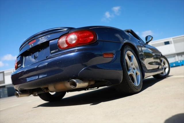 2002 Mazda MX-5 Cloth