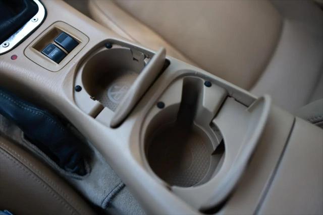 2002 Mazda MX-5 Cloth