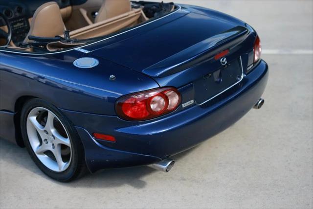 2002 Mazda MX-5 Cloth