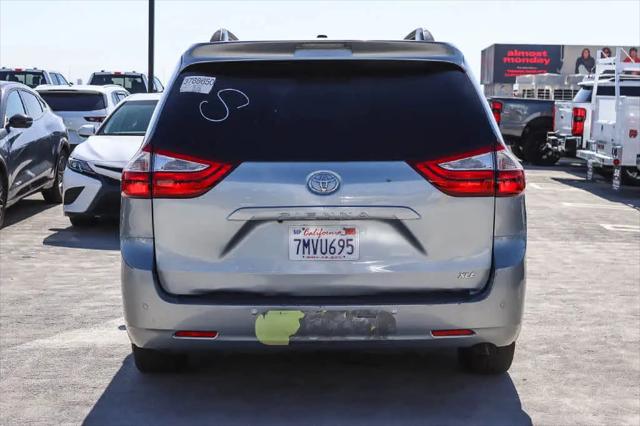 2015 Toyota Sienna XLE 8 Passenger for sale in Los Angeles, CA