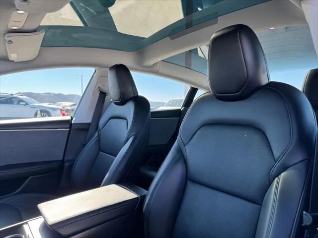 2025 Tesla Model 3 Standard Rear-Wheel Drive