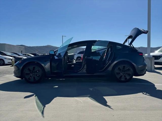 2025 Tesla Model 3 Standard Rear-Wheel Drive