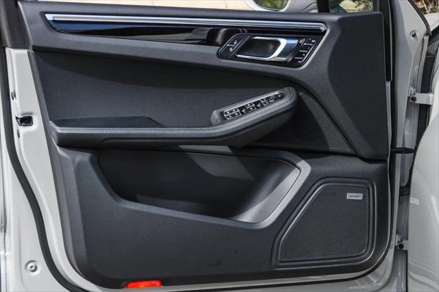 2022 Porsche Macan S