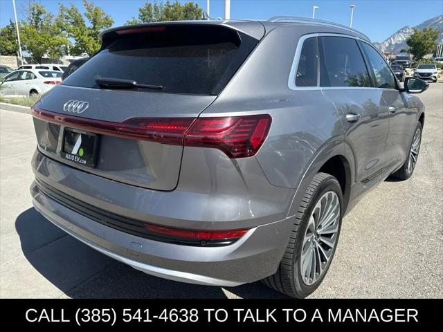 2019 Audi e-tron Premium Plus