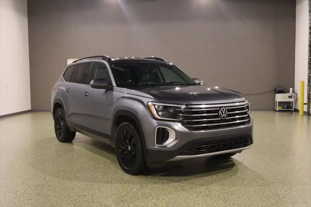 2024 Volkswagen Atlas 2.0T SE w/Technology for sale in Tomball, TX
