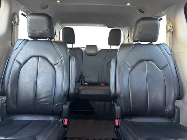 2018 Chrysler Pacifica Touring L Plus