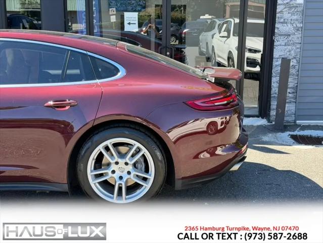 2018 Porsche Panamera 4