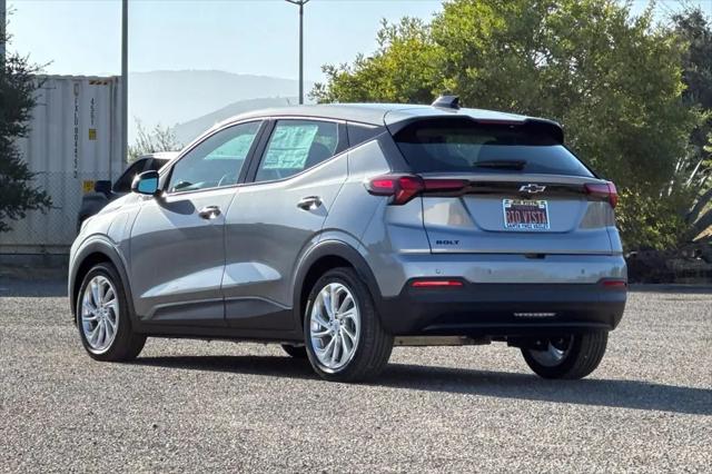 2027 Chevrolet Bolt LT FWD
