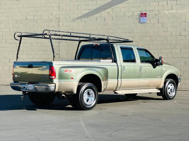 2004 Ford F-350 LARIAT