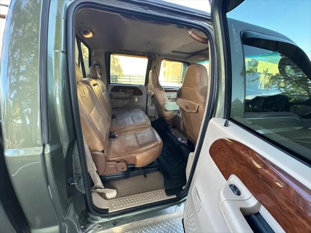 2004 Ford F-350 LARIAT