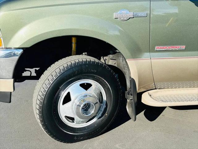 2004 Ford F-350 LARIAT