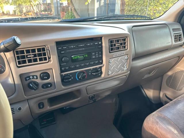 2004 Ford F-350 LARIAT