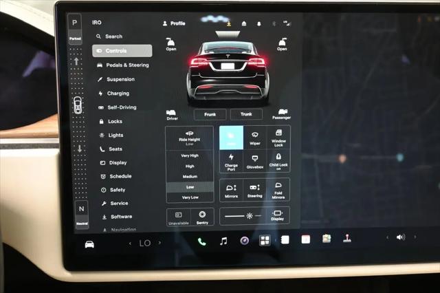 2022 Tesla Model X AWD