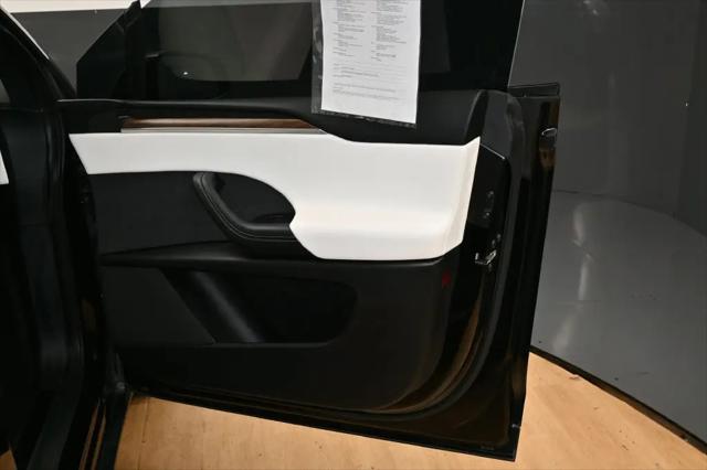 2022 Tesla Model X AWD