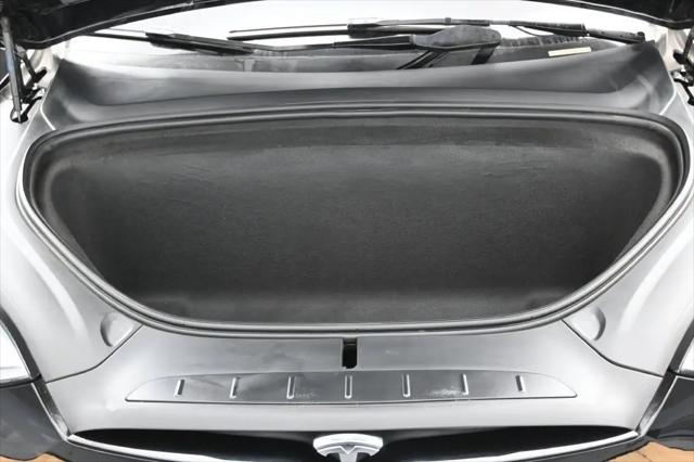 2022 Tesla Model X AWD