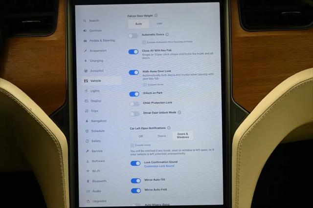 2020 Tesla Model X Long Range Plus Dual Motor All-Wheel Drive