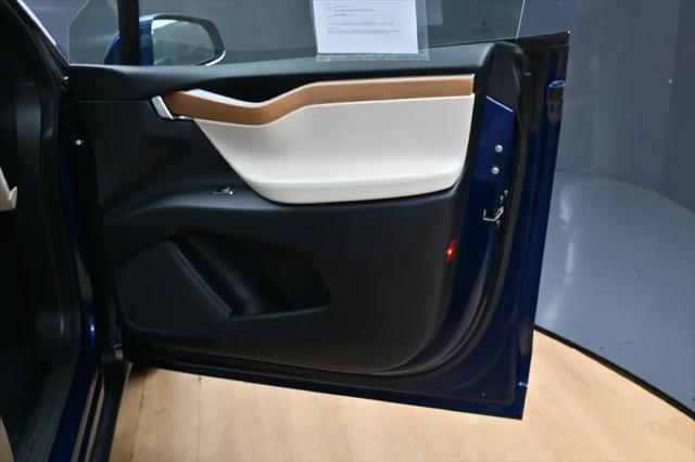 2020 Tesla Model X Long Range Plus Dual Motor All-Wheel Drive