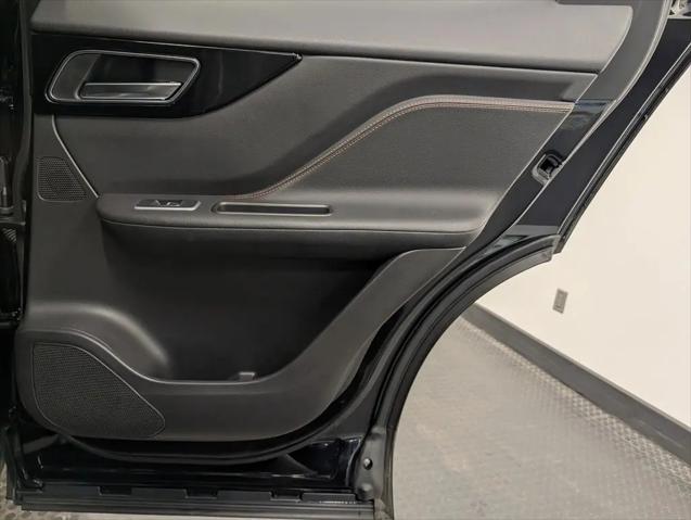 2019 Jaguar F-PACE 30t Prestige