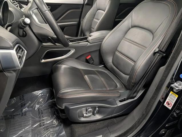 2019 Jaguar F-PACE 30t Prestige