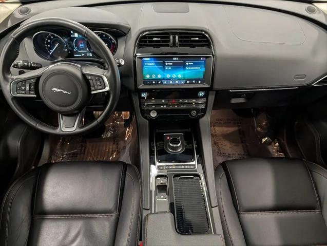 2019 Jaguar F-PACE 30t Prestige