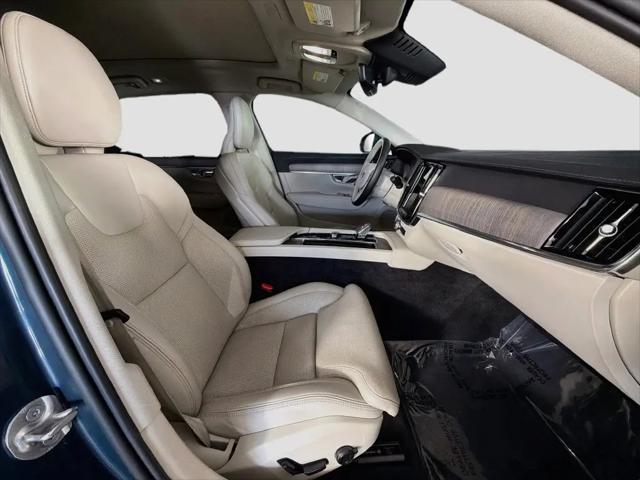 2023 Volvo S90 B6 Ultimate