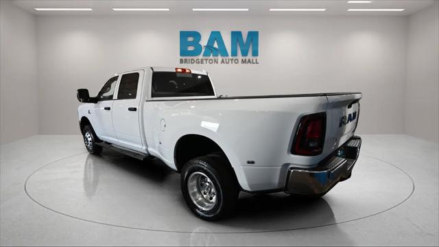 2026 Ram 3500 Tradesman Crew Cab 4x4 8 Box