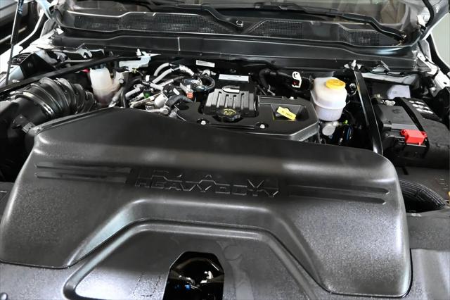 2026 Ram 3500 Tradesman Crew Cab 4x4 8 Box