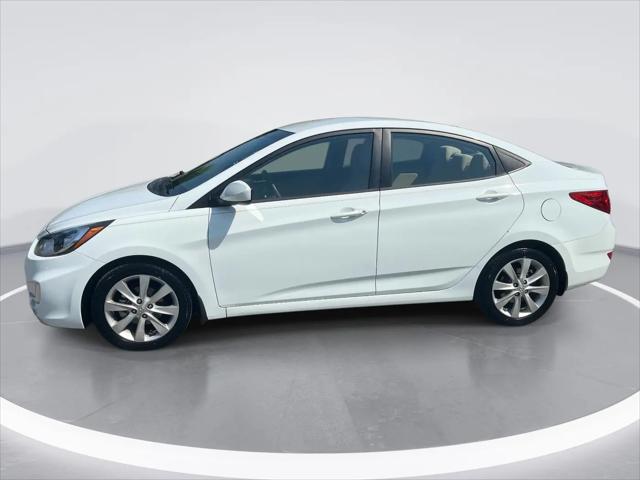 2013 Hyundai Accent GLS