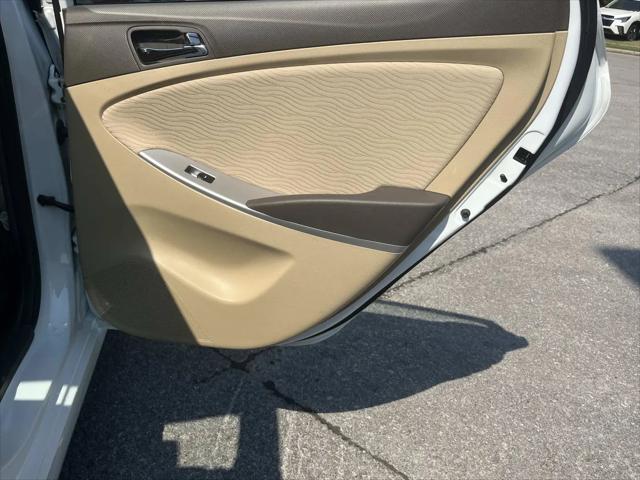 2013 Hyundai Accent GLS