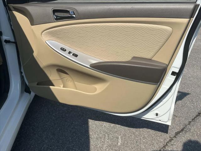 2013 Hyundai Accent GLS