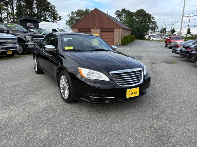 2013 Chrysler 200 Limited