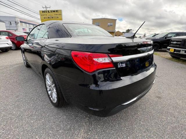2013 Chrysler 200 Limited