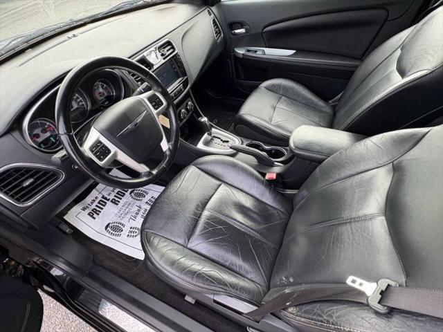 2013 Chrysler 200 Limited
