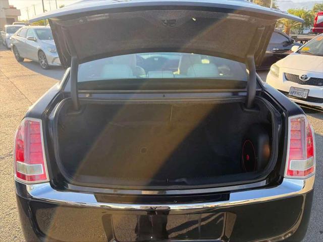 2014 Chrysler 300 Uptown Edition