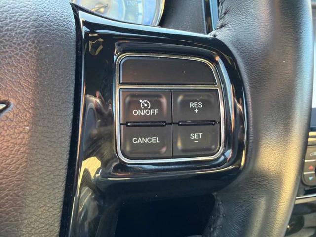 2014 Chrysler 300 Uptown Edition
