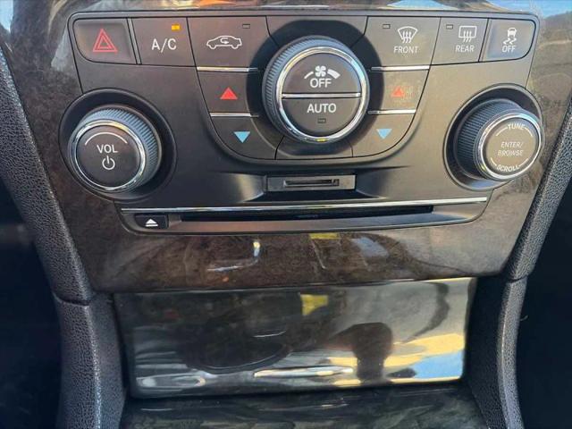 2014 Chrysler 300 Uptown Edition