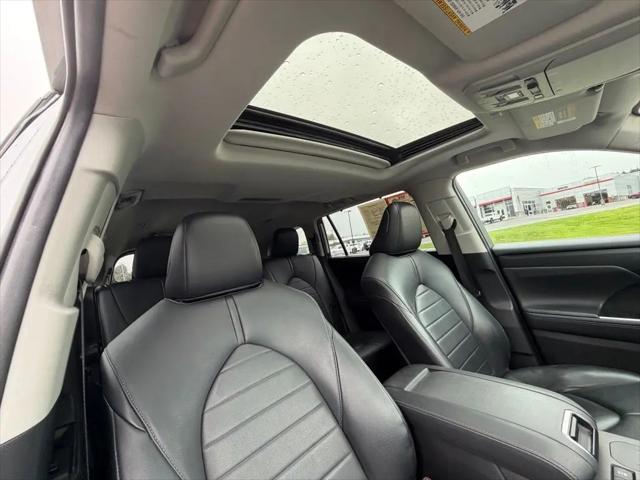 2021 Toyota Highlander Hybrid XLE