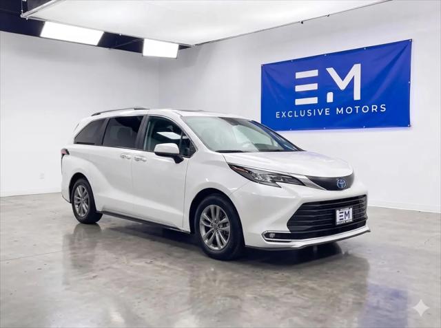 2022 Toyota Sienna XLE for sale in Sacramento, CA