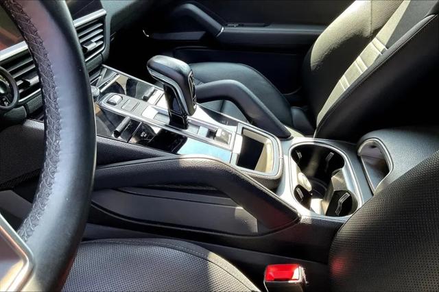 2023 Porsche Cayenne S Platinum Edition