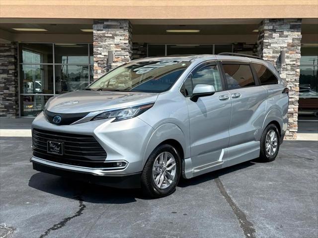 2022 Toyota Sienna XLE for sale in Washington, NC