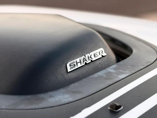 2014 Dodge Challenger Shaker Pkg