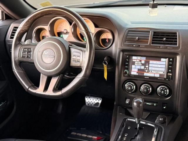 2014 Dodge Challenger Shaker Pkg