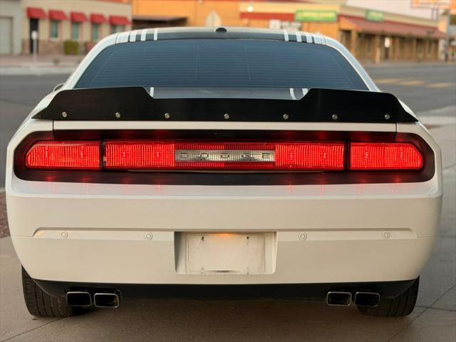 2014 Dodge Challenger Shaker Pkg