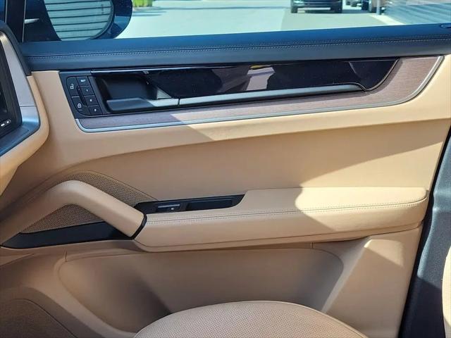 2025 Porsche Cayenne S