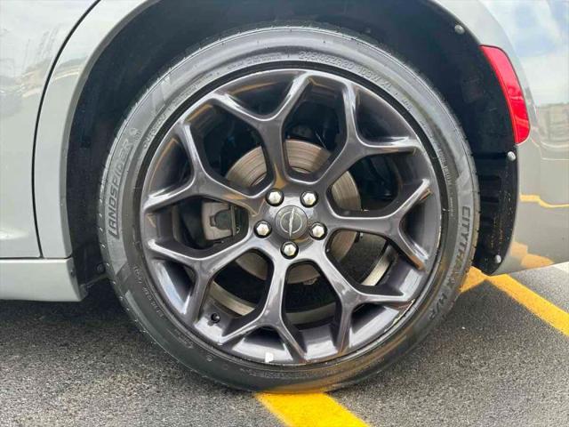 2019 Chrysler 300 300S