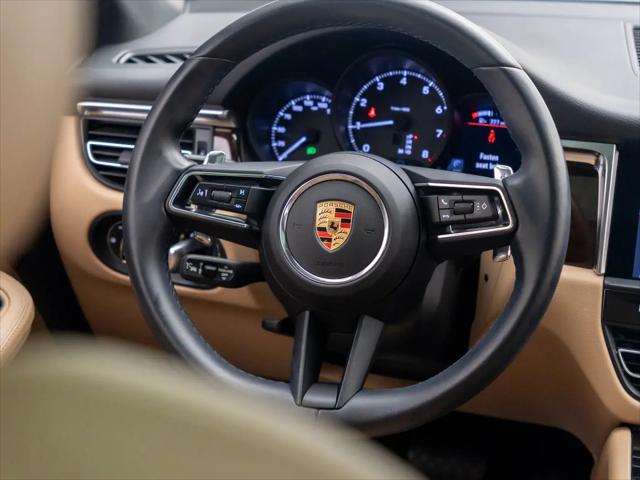 2023 Porsche Macan Macan