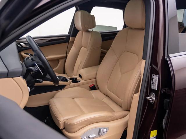2023 Porsche Macan Macan