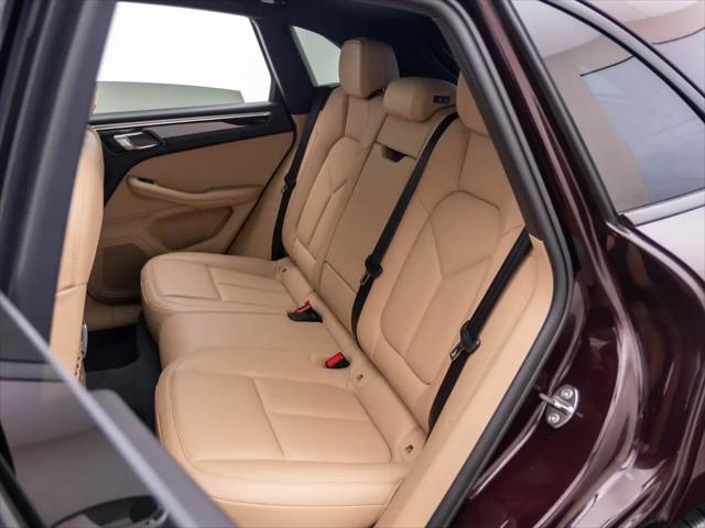 2023 Porsche Macan Macan