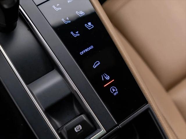 2023 Porsche Macan Macan